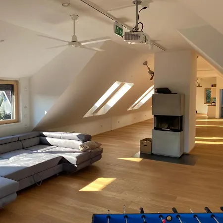 Salzburg-loft Im Stadtteil Leopoldskron-moos 120qm Mit Balkon & Untersbergblick Salzburg