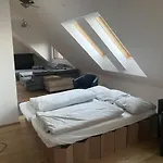 Apartamento Nicht Mehr Verfuegbar Salzburg-loft Im Stadtteil Leopoldskron-moos 120qm Mit Balkon & Untersbergblick *