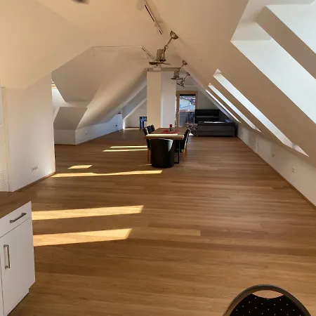 Apartamento Nicht Mehr Verfuegbar Salzburg-loft Im Stadtteil Leopoldskron-moos 120qm Mit Balkon & Untersbergblick *