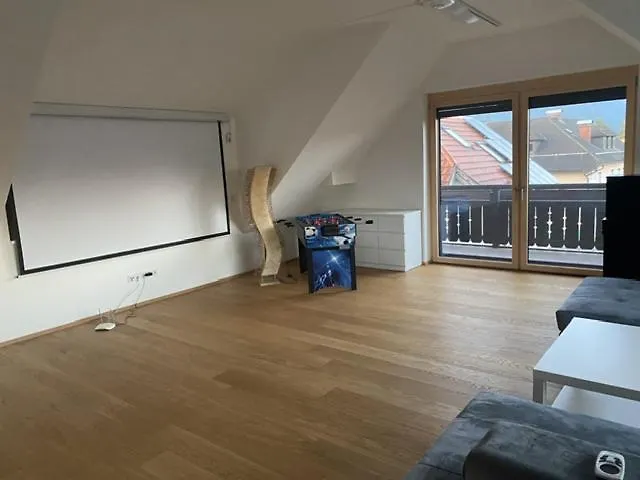 Nicht Mehr Verfuegbar Salzburg-loft Im Stadtteil Leopoldskron-moos 120qm Mit Balkon & Untersbergblick ザルツブルク